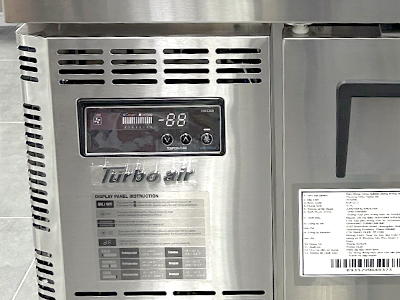 ban-dong-3-canh-inox-kuf18-3-turbo-air