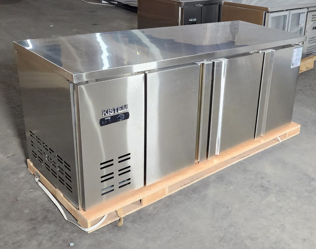 Bàn Mát 3 Cánh Làm Lạnh Trực Tiếp 1M8 KISTEM KIS-XDT18R