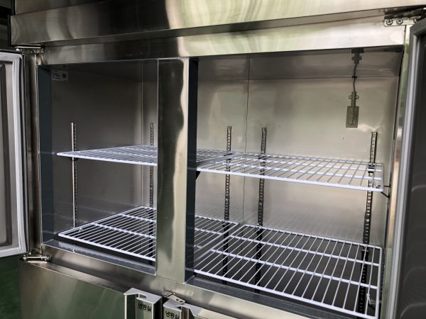 Tủ Đông Mát 4 Cánh Làm Lạnh Trực Tiếp KISTEM KIS-XD45HRF