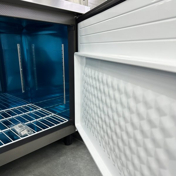 Bàn Mát Công Nghiệp STARION SR-T18EIEA 354131  