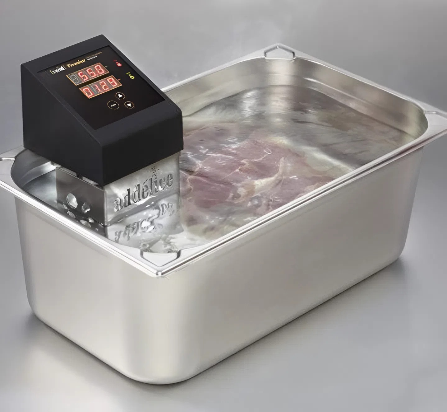 may-nau-cham-sous-vide-chuyen-dung-swid-swid-p may-nau-cham-sous-vide-chuyen-dung-swid-swid-p