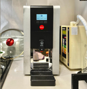 bo-may-nuoc-nong-am-quay-marco-mix-uc8