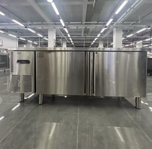 ban-mat-cong-nghiep-hc-cb0-4l2d