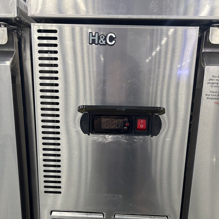 ban-mat-cong-nghiep-hc-czb0-25l2da